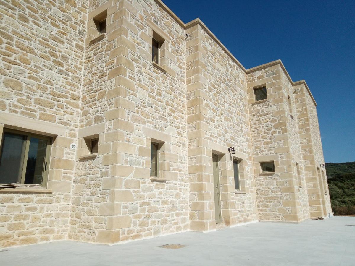 Villa Stylianos And Studios Kissamos Exterior photo