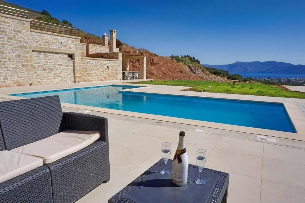 Villa Stylianos And Studios Kissamos Exterior photo