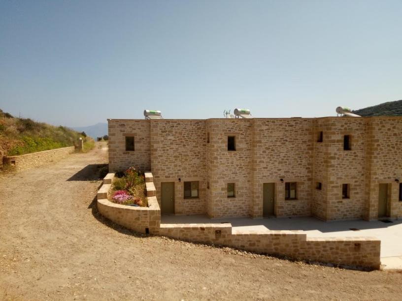 Villa Stylianos And Studios Kissamos Exterior photo